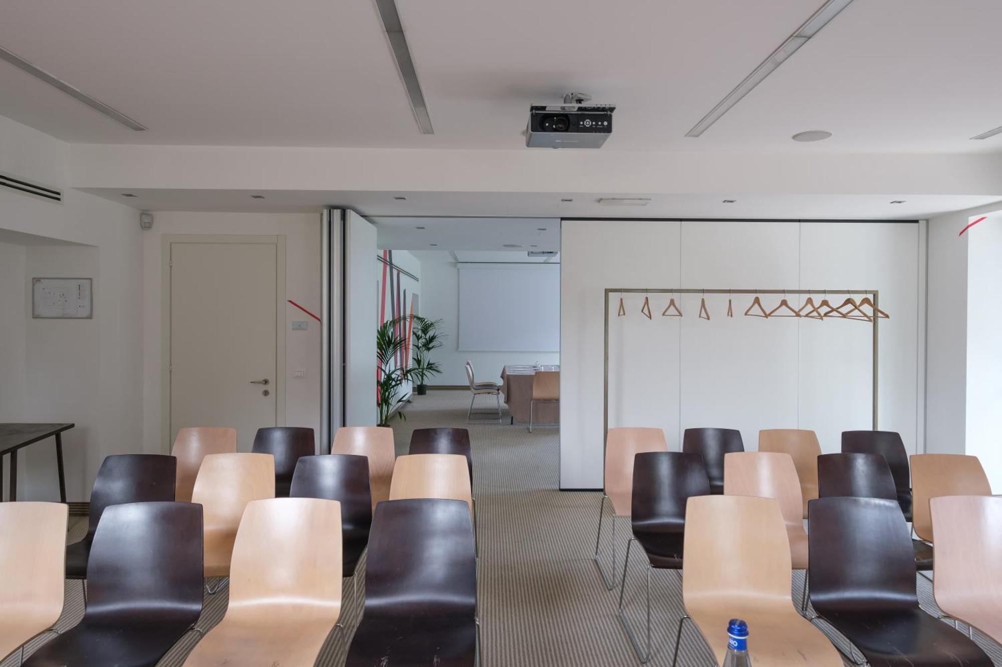 Aiden by Best Western @ JHD Dunant Hotel Castiglione Delle Stiviere Exterior foto
